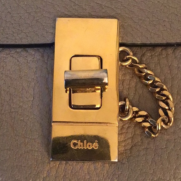 Chloe Grained Lambskin Drew Wallet - Picture 4 of 14